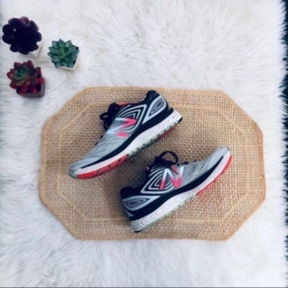 New Balance Running Shoes W880GB7 - Picture 3 of 14